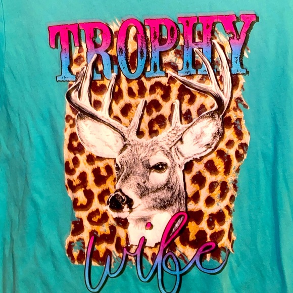 Trophy Wife T-shirt size small - Picture 2 of 3